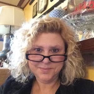 Meet your Posher, Rebekah